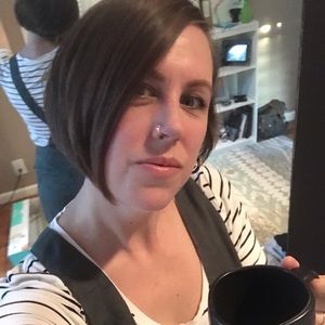 Meet your Posher, Vicki